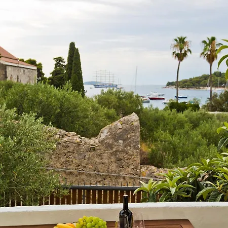 Apartments Grgo Hvar Town Exterior photo