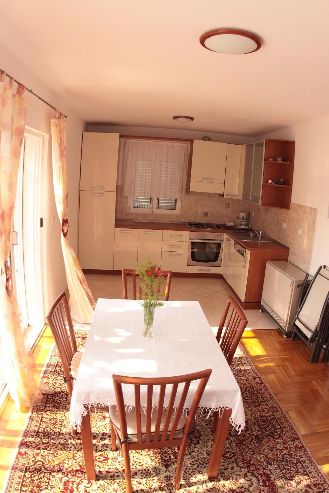 Grgo Apartment