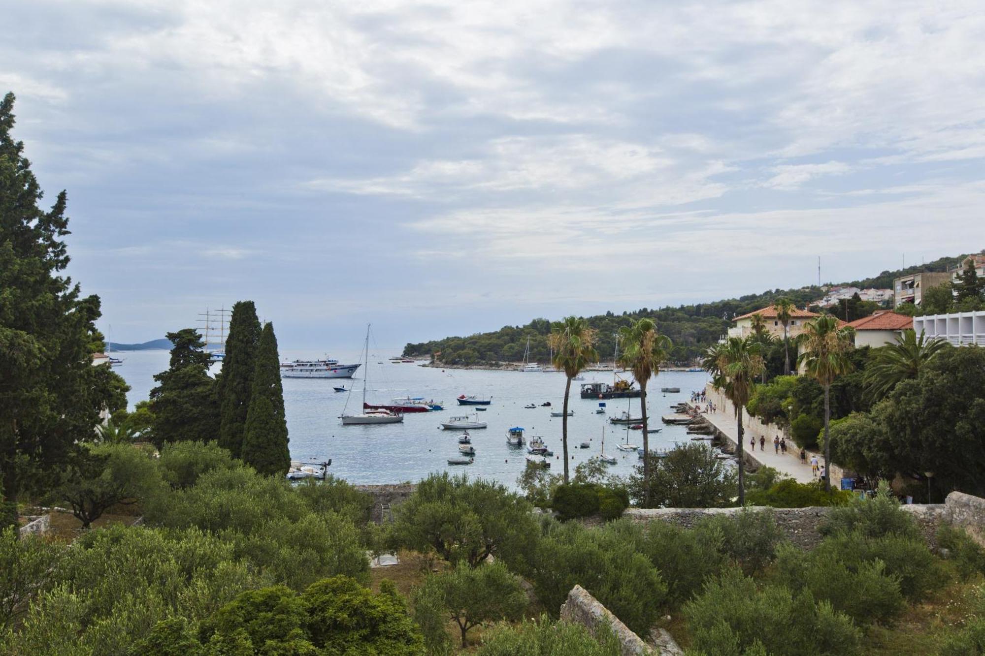 Grgo Hvar Town